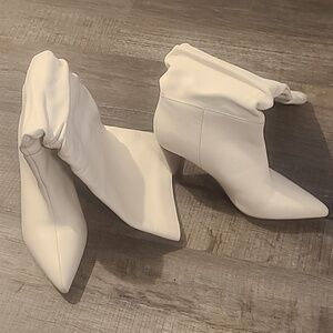 GUC Kensie Kalani Ivory Leather Knee High Boots Soft Slouchy Women's Sz 8M